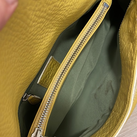 Cole Haan yellow baguette bag - Picture 2 of 7